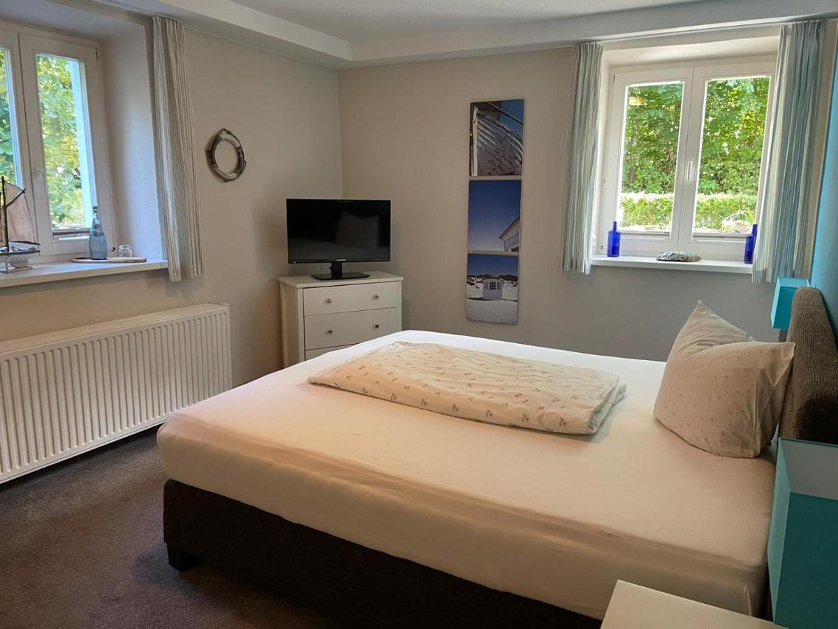Jagdschloesschen Schwartow Hotel Boizenburg Buitenkant foto