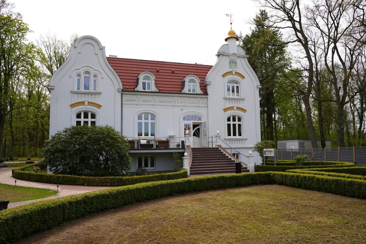 Jagdschloesschen Schwartow Hotel Boizenburg Buitenkant foto