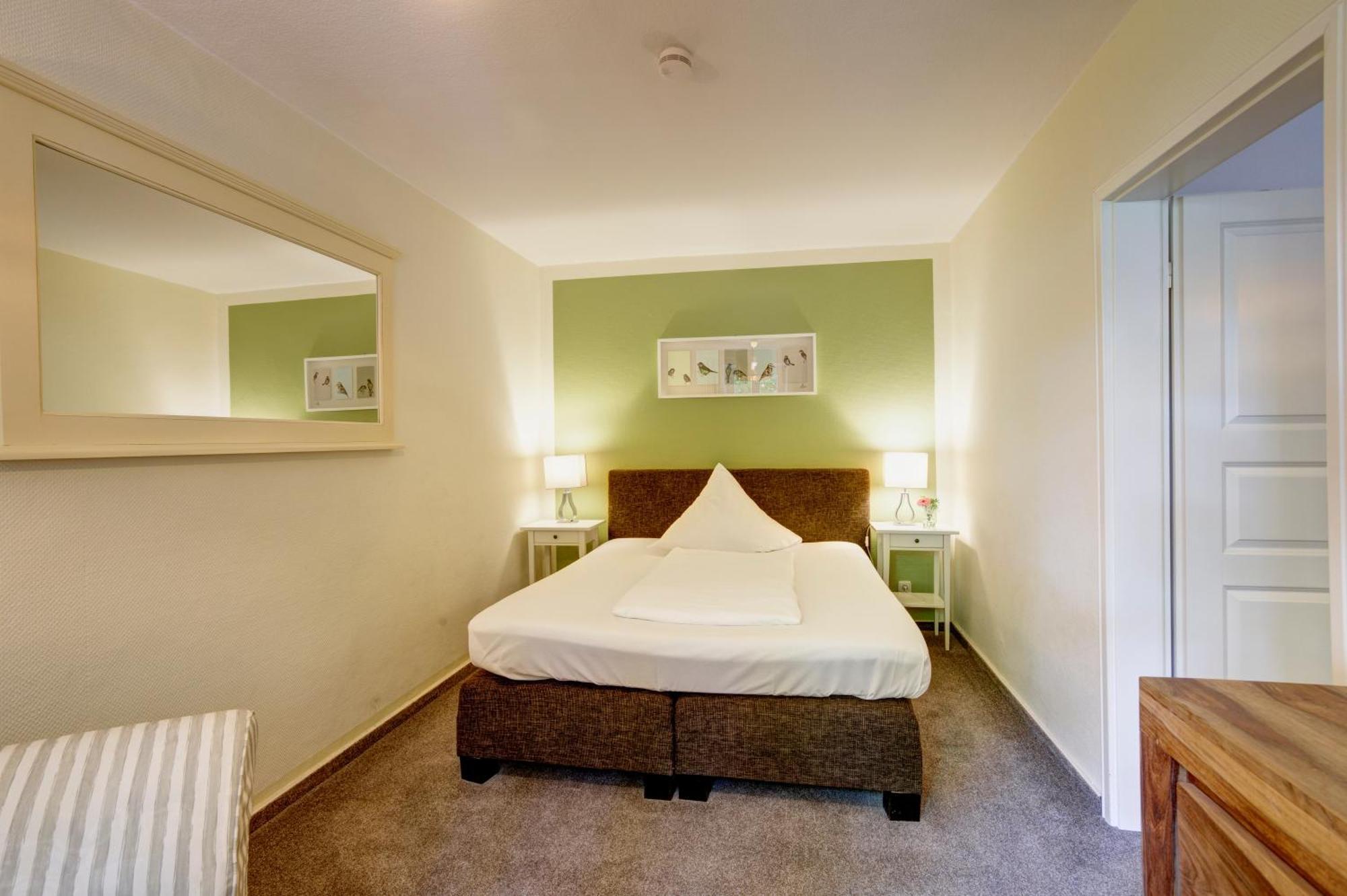 Jagdschloesschen Schwartow Hotel Boizenburg Buitenkant foto
